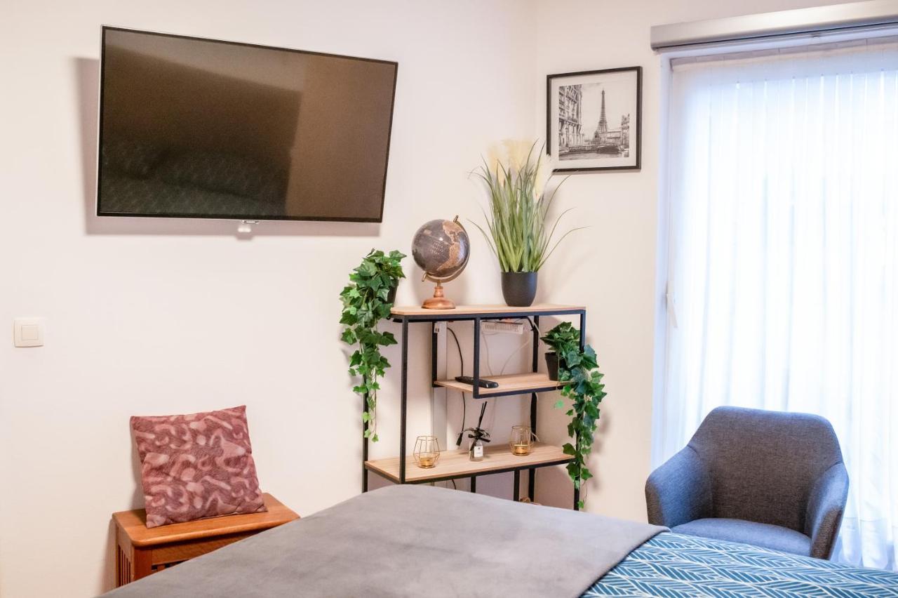 Residentie Alexandra Apartment Кноке-Хайст Екстериор снимка