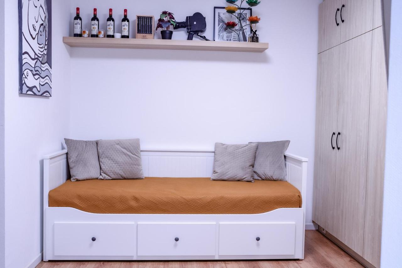Residentie Alexandra Apartment Кноке-Хайст Екстериор снимка